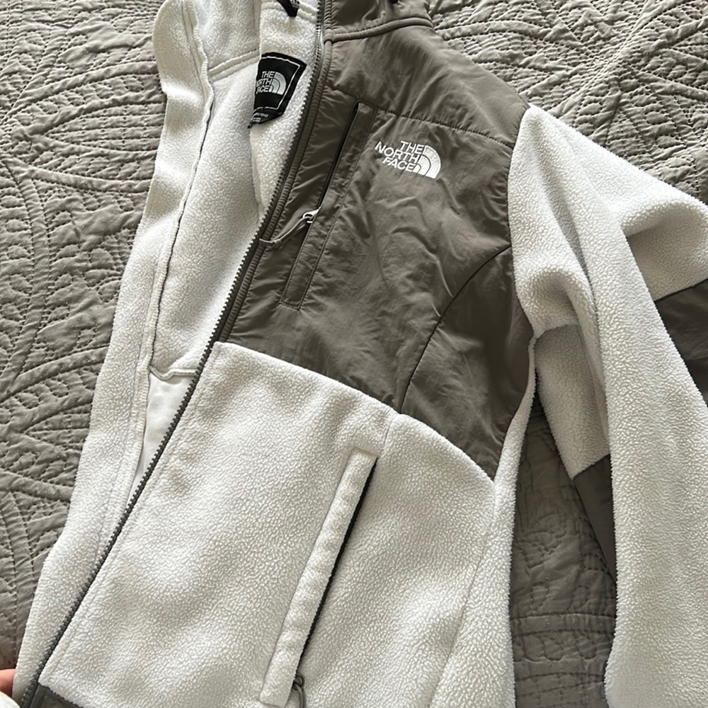 North face fleece jacket